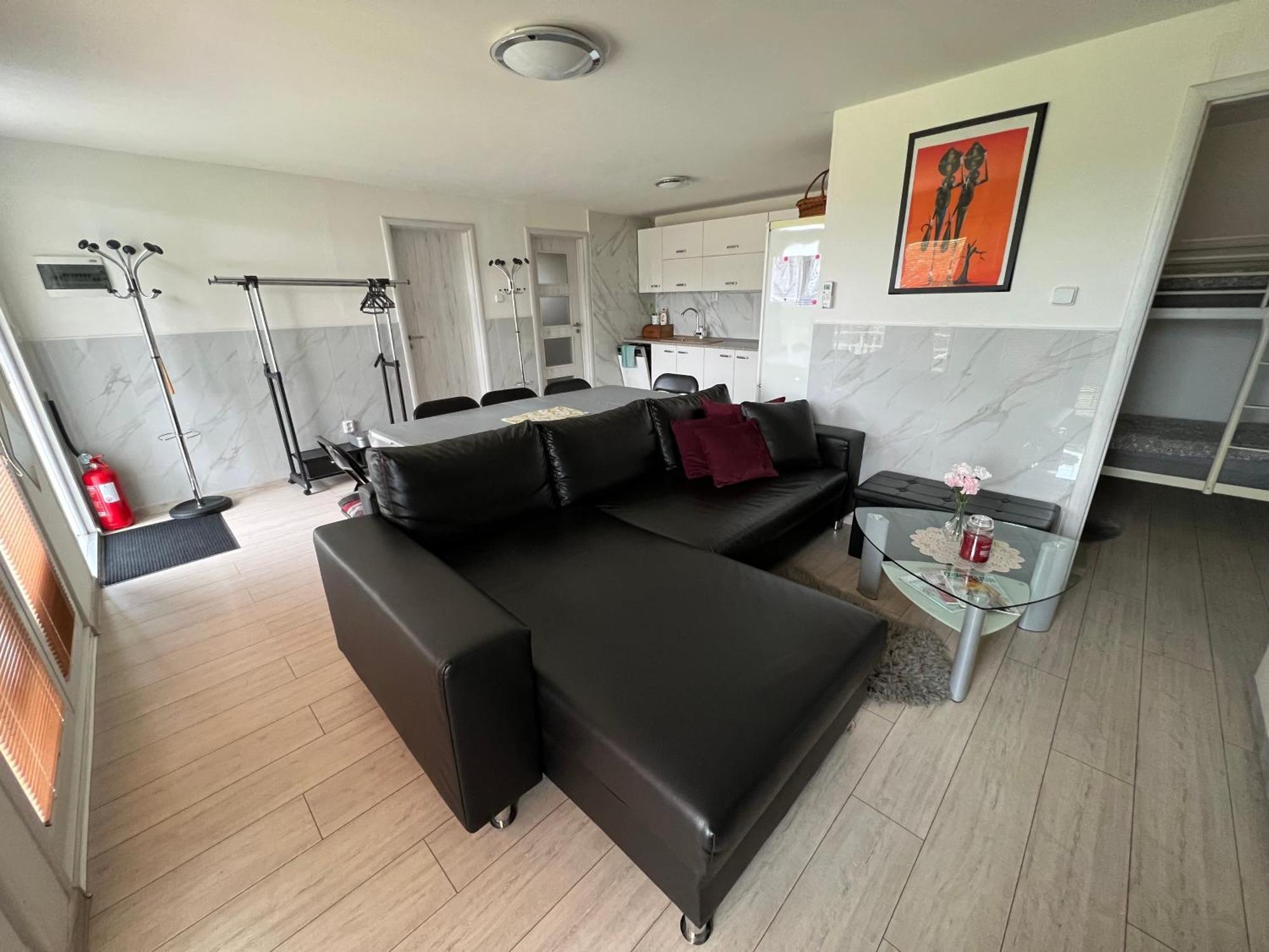 Johnys Apartment オストラヴァ エクステリア 写真